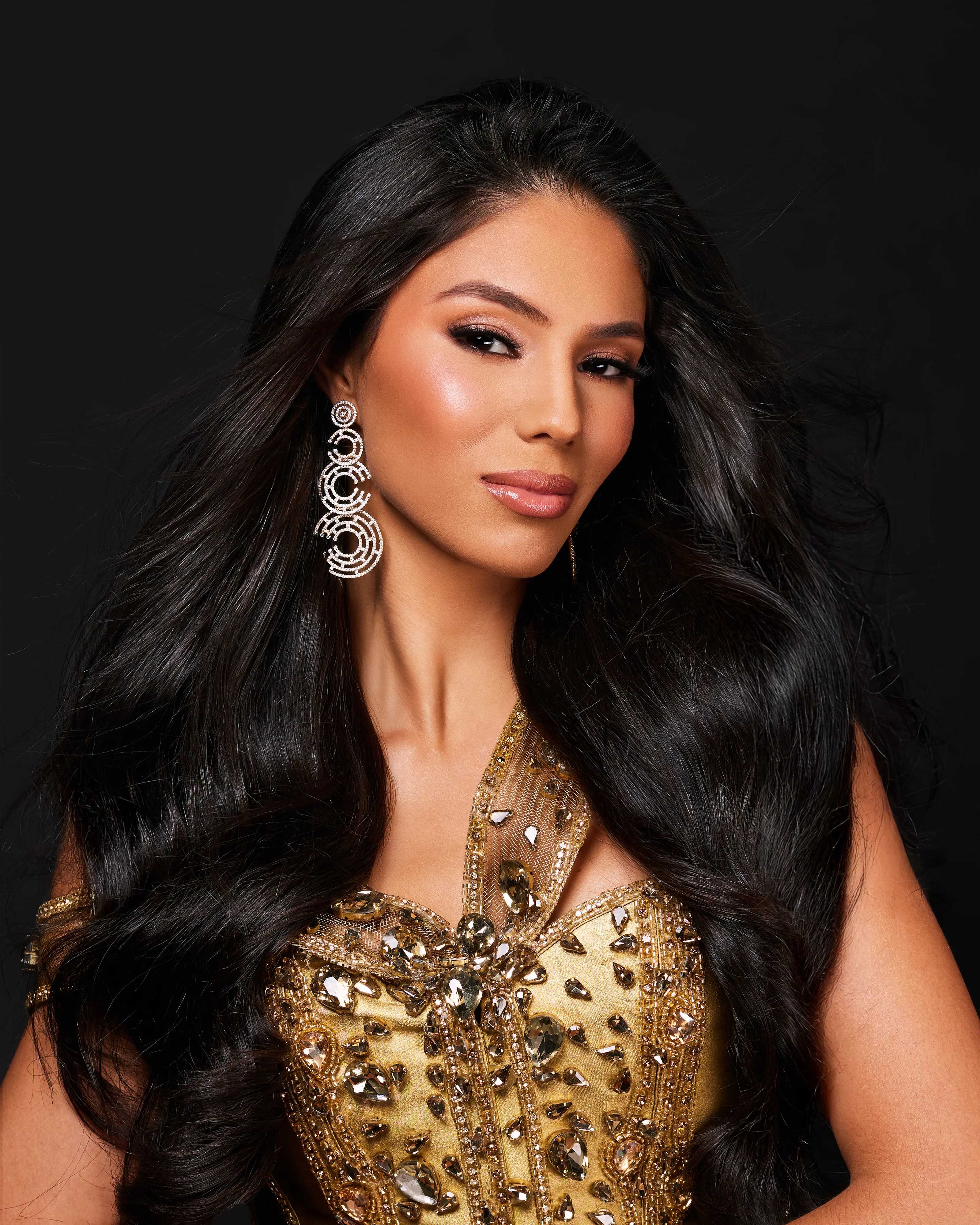Zashely Alicea, nueva Miss Universe Puerto Rico 2025.