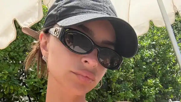 Emily-Ratajkowski-feature-2724391