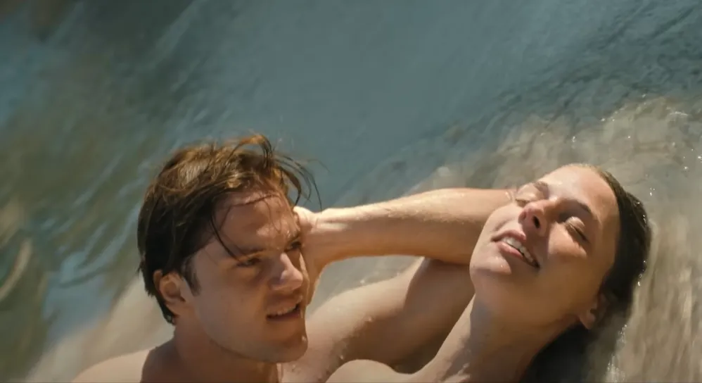 Svenga Jung and Theo Trebs in Fall for Me