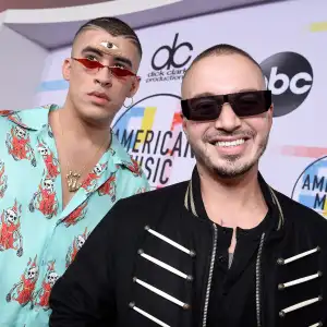 Bad Bunny y J Balvin - foto de archivo