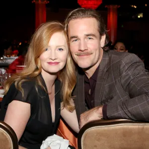 ettyImages-1067885026James-Van-Der-Beek-Pays-Tribute-to-Wife-Amid-Cancer-Battle.jpg