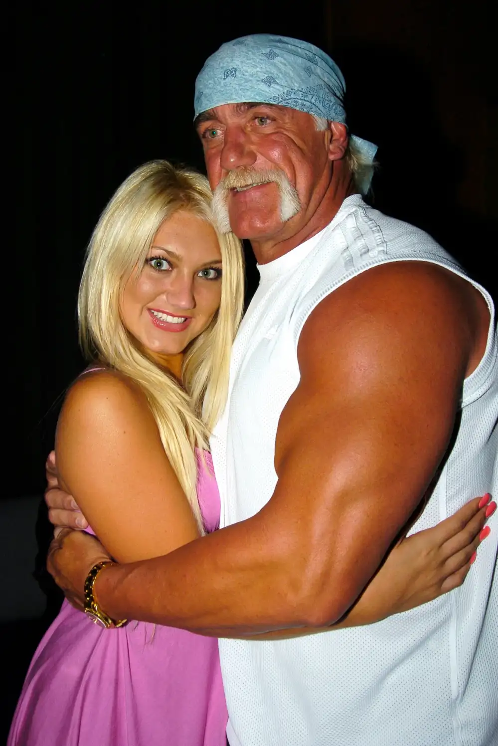 Brooke Hogan DOES DOES NOT Attend Dad Hulk Hogans Funeral After Estrangement