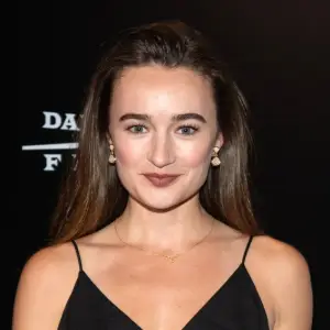 What Is Glioma Everything to Know About The Walking Dead Star Kelley Mack s Rare Illness