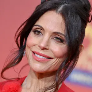 Bethenny Frankel attends the 2022 MTV Movie & TV Awards: UNSCRIPTED at Barker Hangar on June 02, 2022 in Santa Monica, California.
