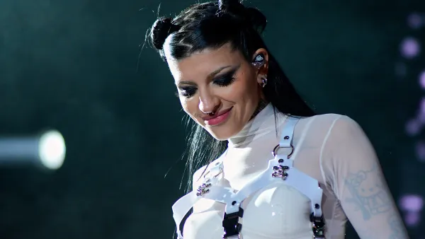 Cazzu, artista urbana argentina