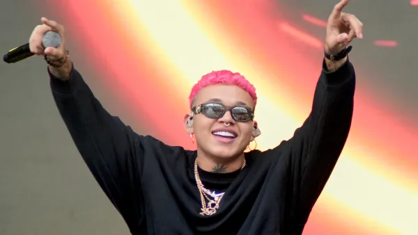 Brandon De Jesús, Beéle.