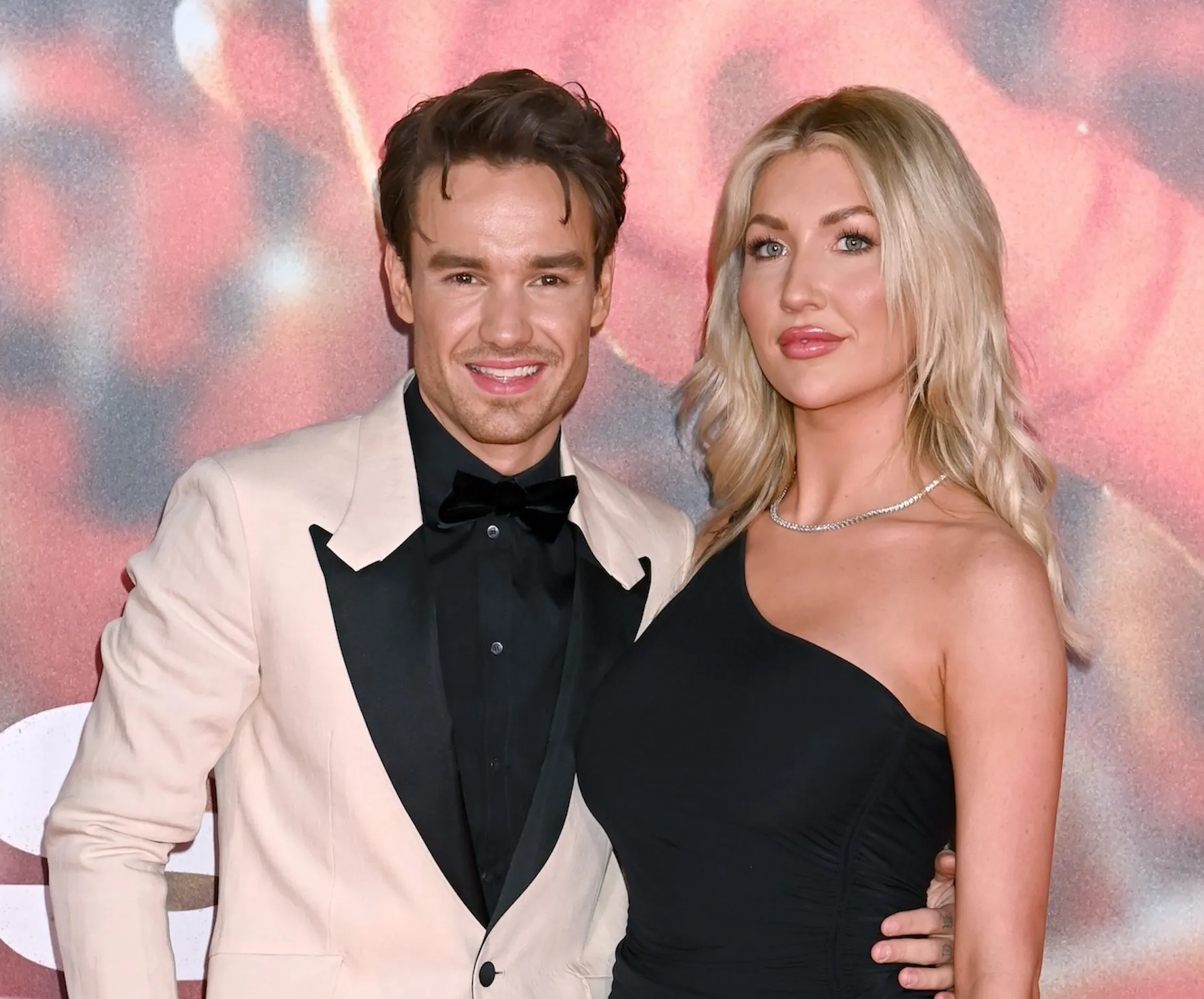 GettyImages-1473988214 Liam Paynes Girlfriend Kate Cassidy Shares Video of Baking Late Star a Birthday Cake