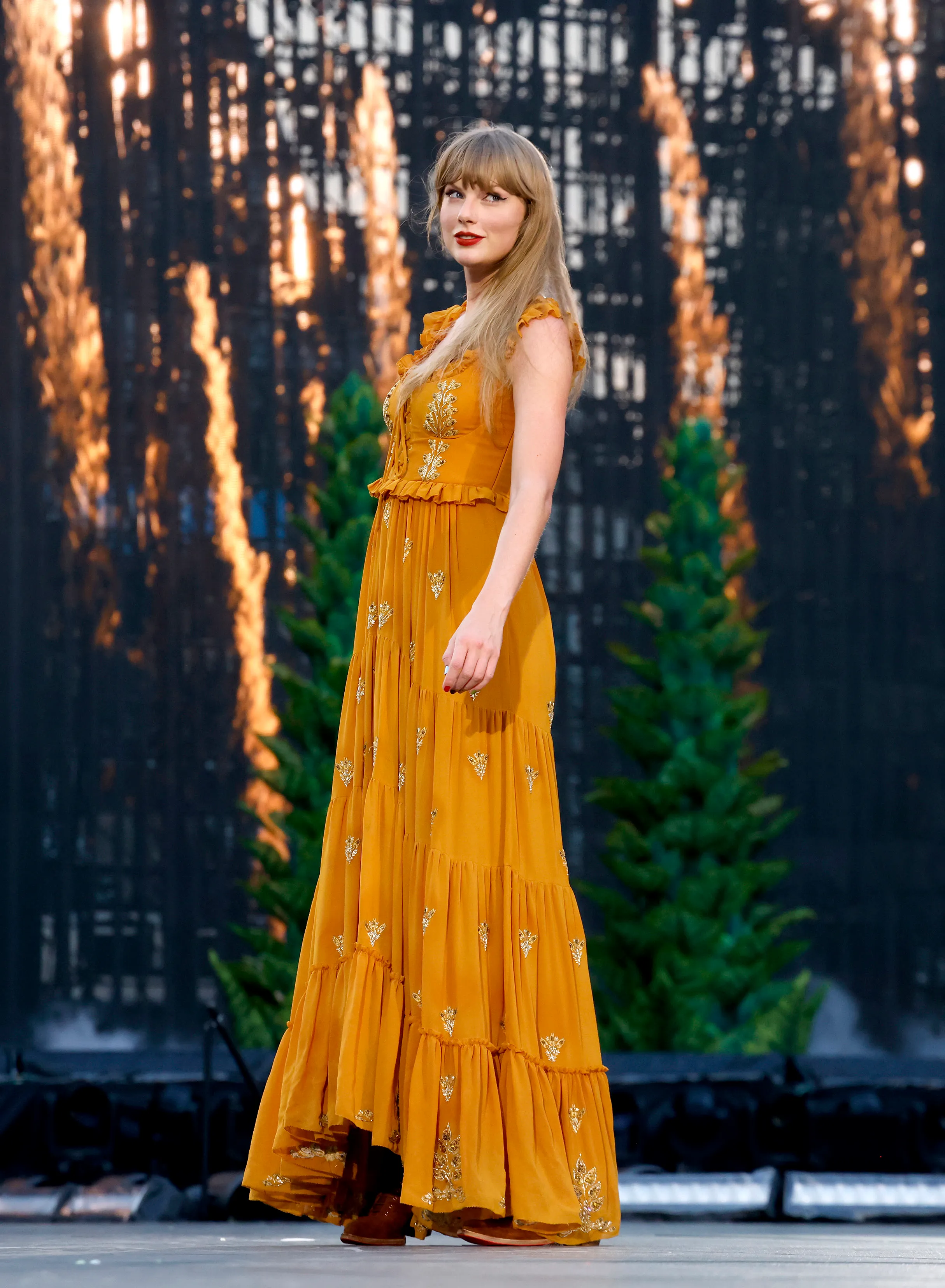 GettyImages-1506561568 Taylor Swift Seemingly Confirms New Era With Major Countdown Clue.jpg