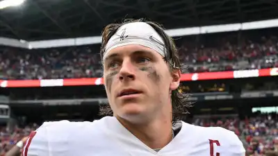 GettyImages-2172028270 John Mateer 2024.jpg