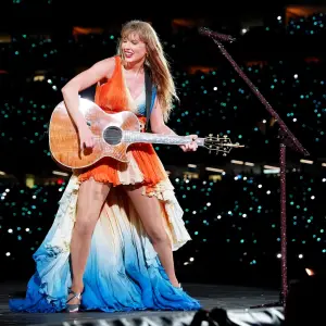 Taylor Swift Releases New Countdown After Announcing ‘Life of a Showgirl’