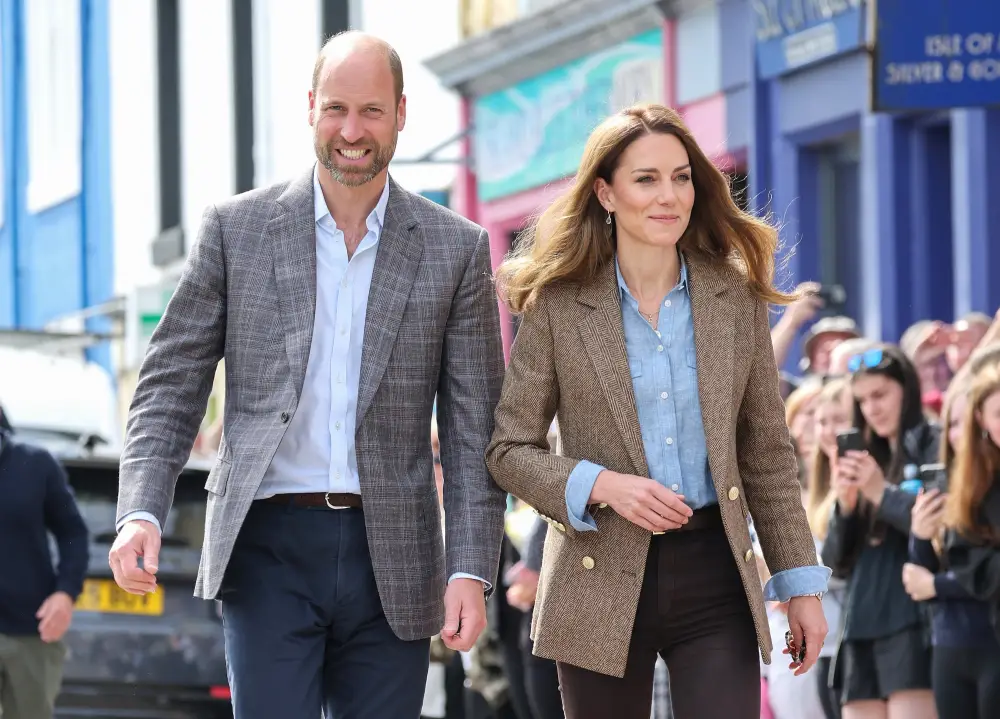 Royal Staffers Speaking Out About Harry and William