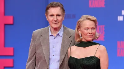 GettyImages-2226002259-Liam-Neeson-Pamela-Anderson