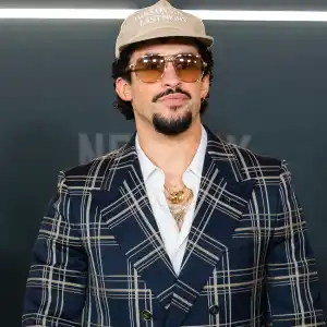 Bad Bunny en el estreno de "Happy Gilmore 2".