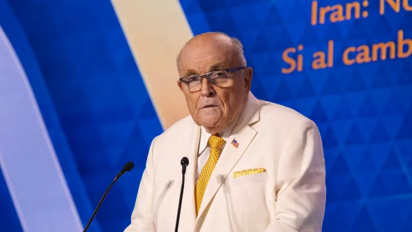 Rudy Giuliani Suffers Fractured Vertebrae, Other Injuries In ‘Serious’ Car Accident