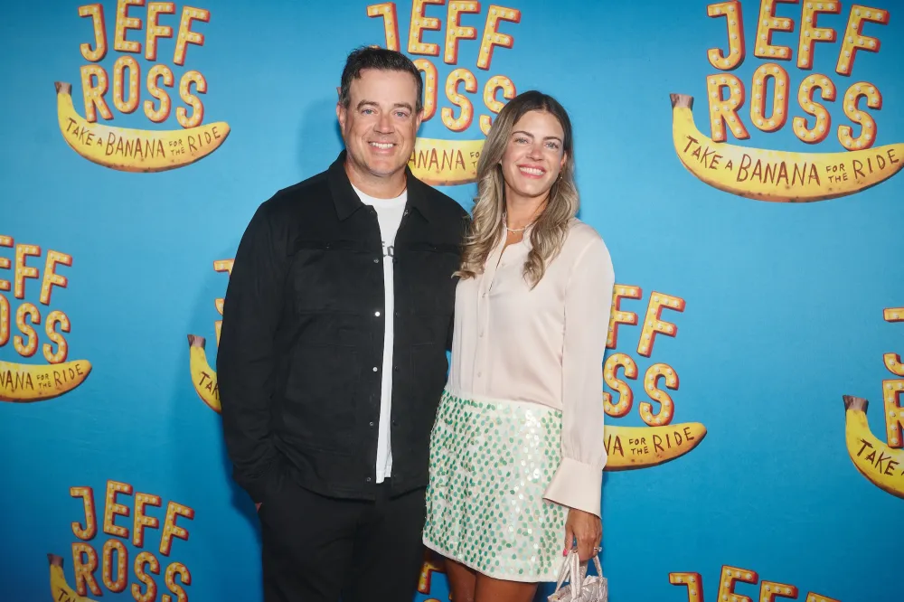 GettyImages-2230898532.jpg How The Voice Family Is Supporting Kelly Clarkson