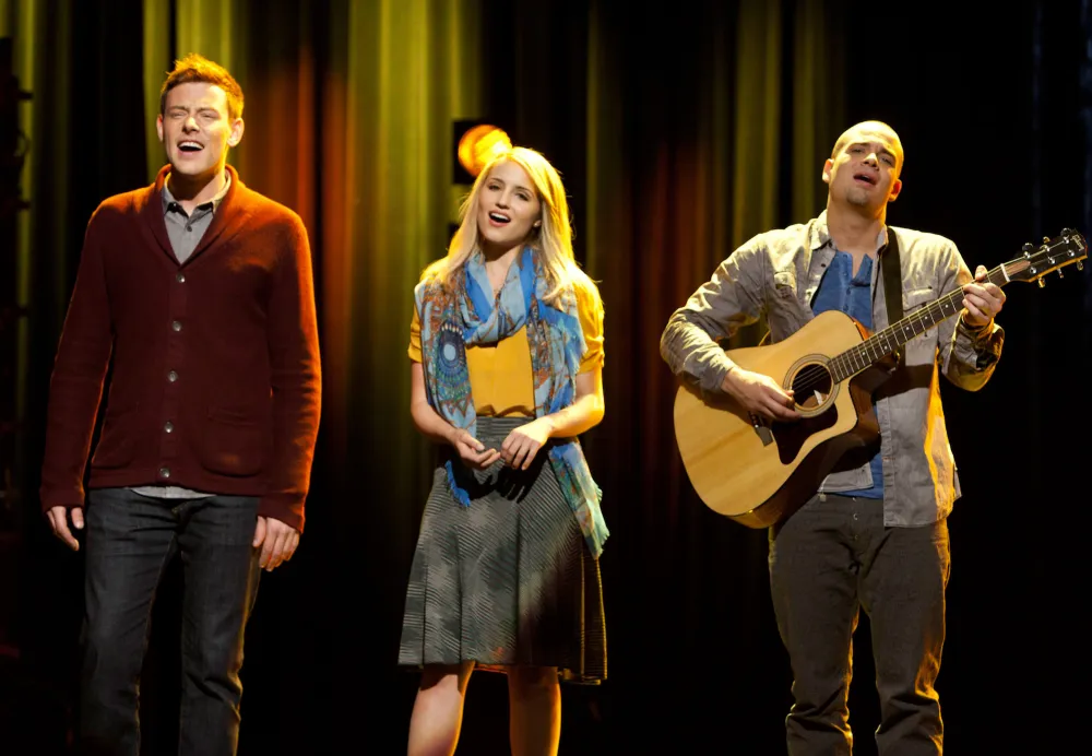 Glee-Cast-2-TCDGLEE_EC391