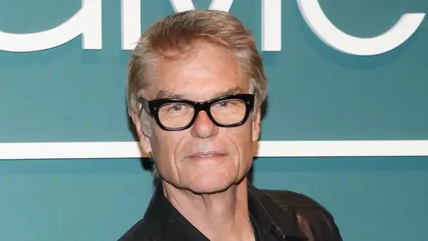 Harry Hamlin Says Hes Been Sober 1 Year instar52628708