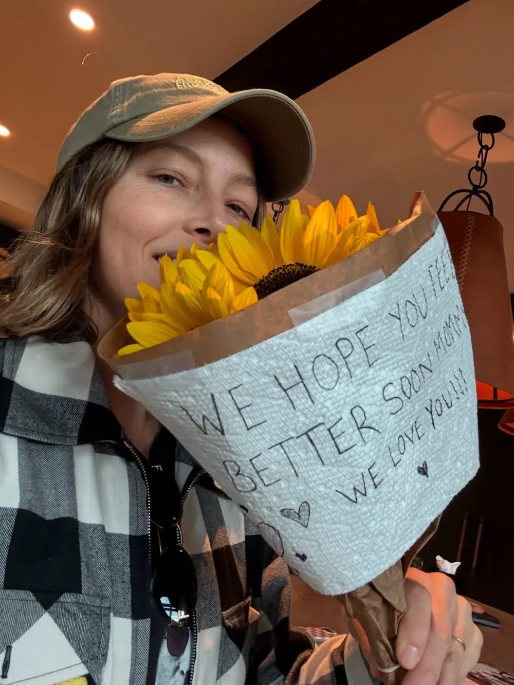 Jessica-Biel-Shares-Handwritten-Note-From-Kids-2