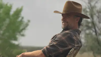 Josh-Duhamel-RC_109_240607_AK_02264_RC