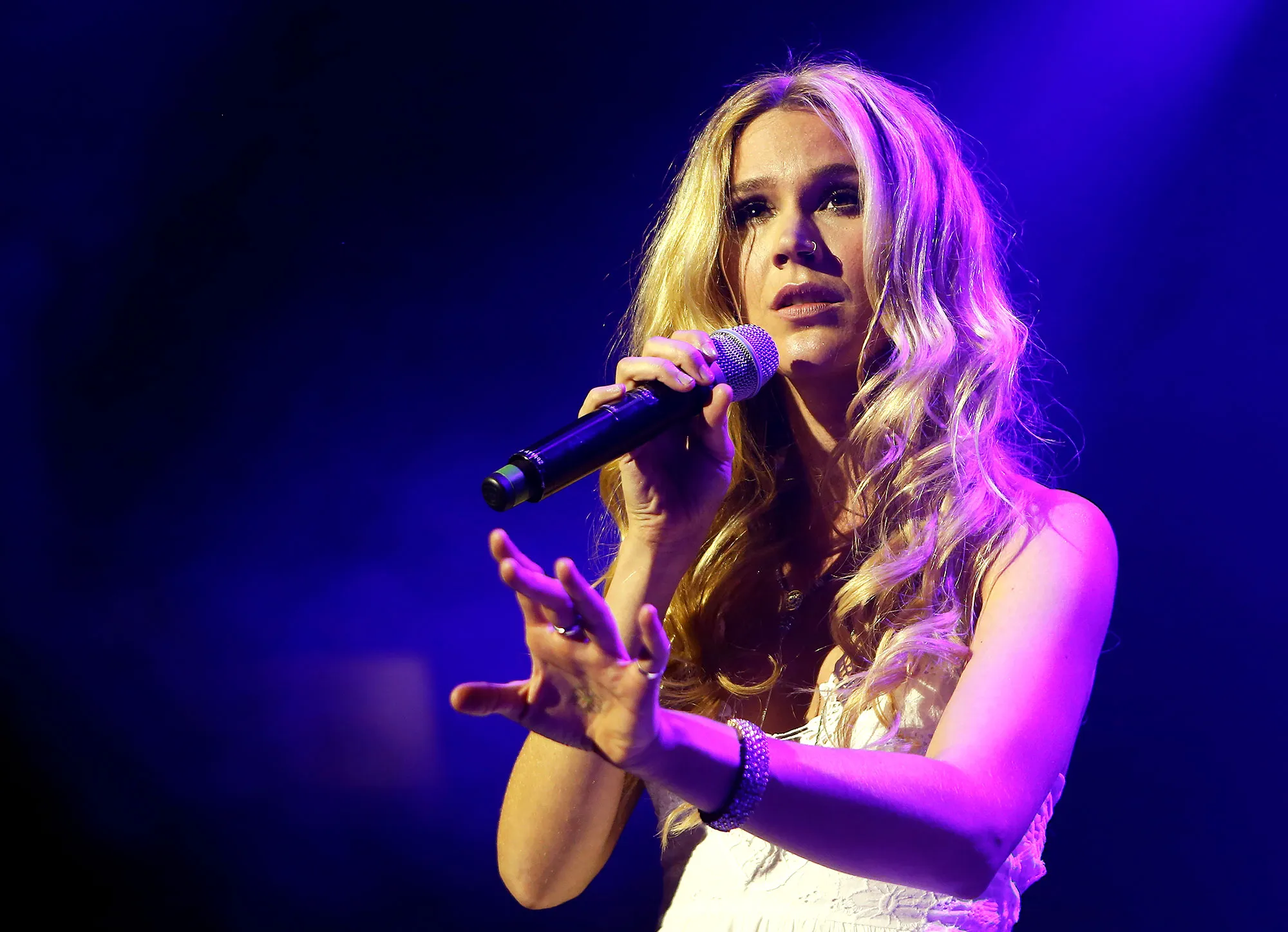 Joss Stone Details Abusive Relationship