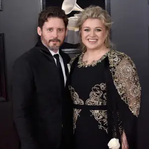 Kelly Clarkson Spotted for 1st Time After Brandon Blackstock's Death