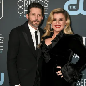 Kelly-Clarkson-and-Brandon-Blackstock-GettyImages-1199125757