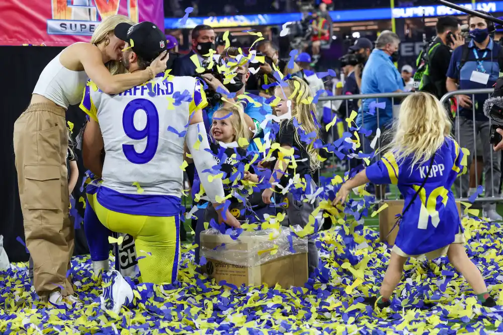 Kelly-and-Matt-Stafford-inline-GettyImages-1238517297