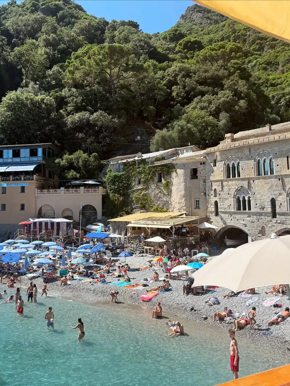 Kourtney Kardashian Rocks Plunging Leopard Swimsuit in New Family Photos After Slamming Pregnancy Rumors 002