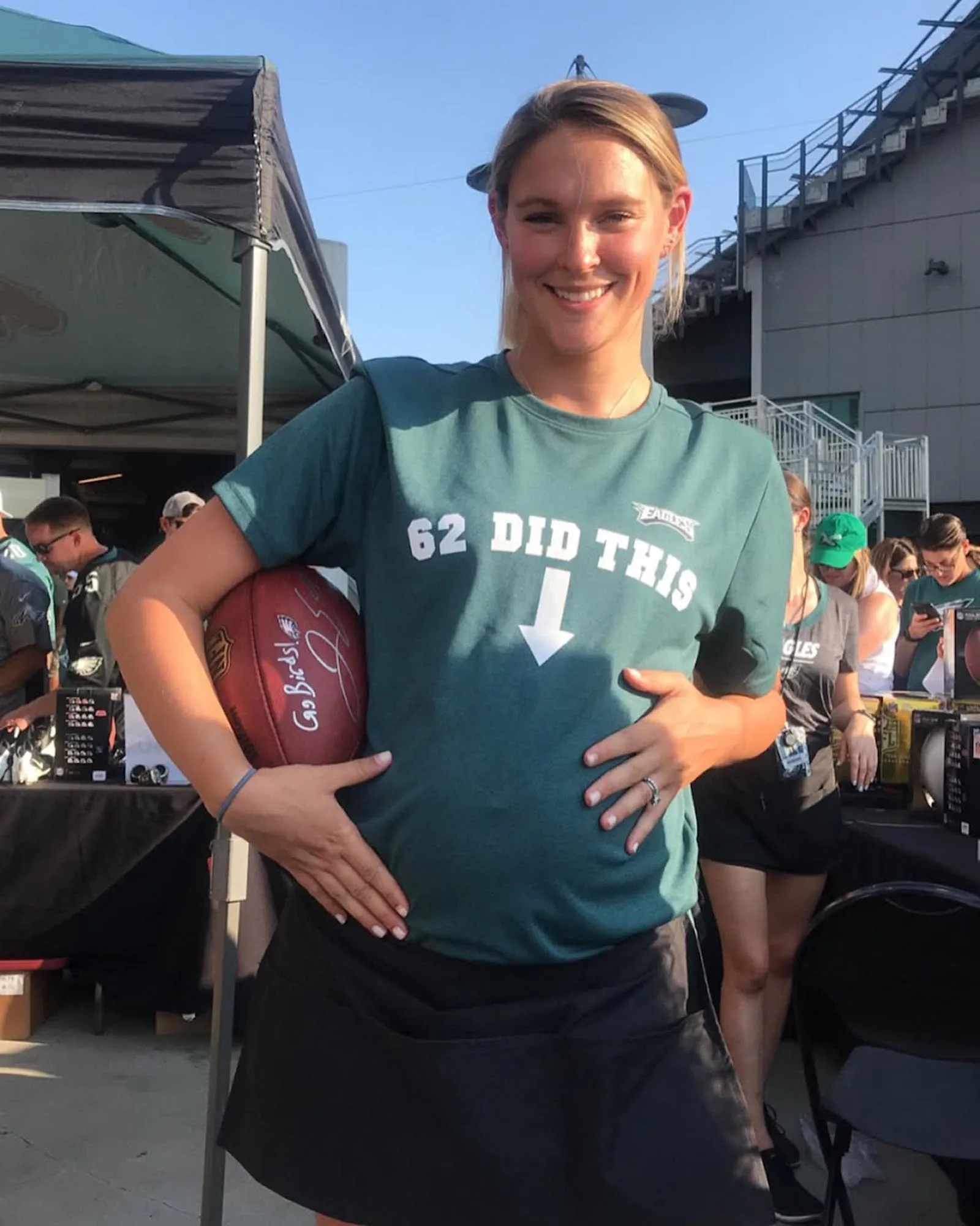 Kylie-Kelce-on-Accepting-Her-Pospartum-Body