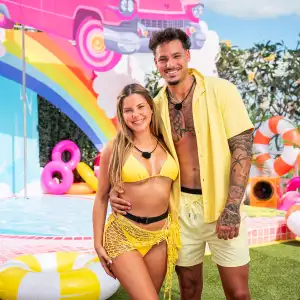 Love Island USA s Pepe Garcia Confirms Iris Kendall Split Denies Cheating Allegations NUP_208070_00242