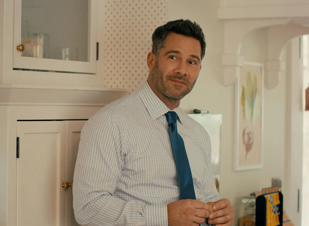 Luke Macfarlane Guesses How Well He Would Do on Jeopardy After Charlie s Mistake on Platonic 005