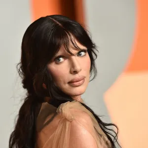 MEGA1277716_087 Julia Fox Plastic Surgery Regrets