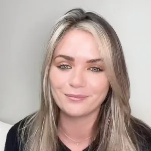 FEATURE Martha Nolan s Mom Reacts to Claim Designer Battled Brain Cancer Before Her Death on Yacht