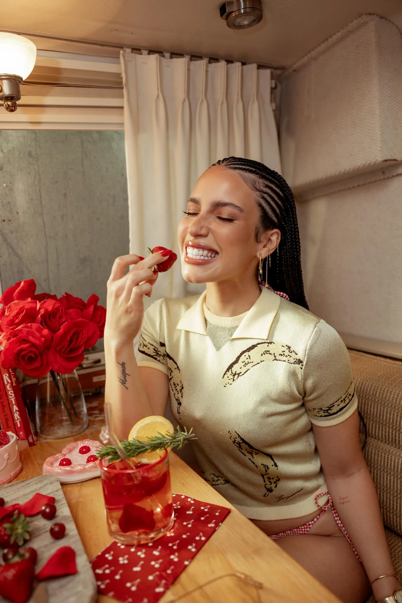 Zhamira Zambrano lanza 'No me quiero ir' en homenaje a sus veranos en Venezuela