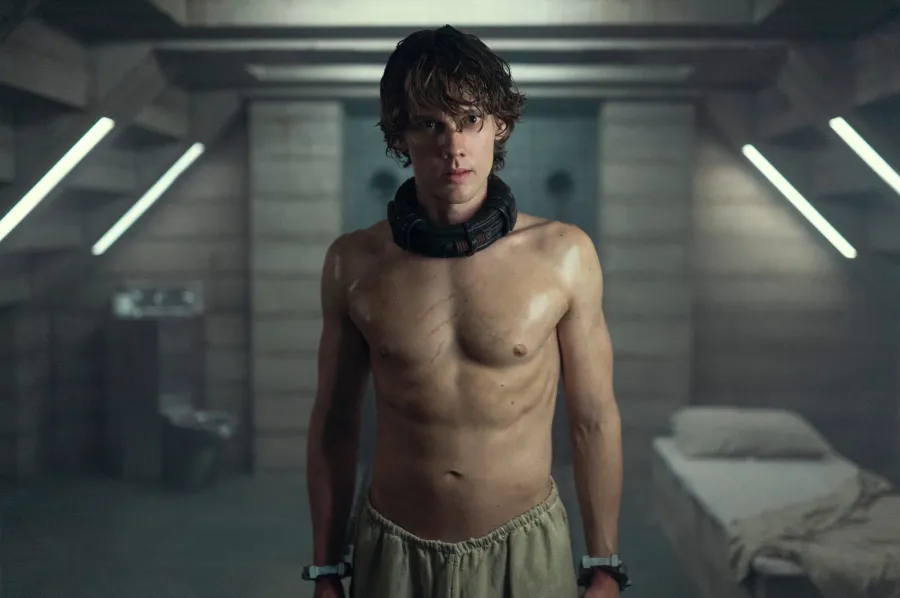 People We Googled Shirtless This Week Hunter Doohan.jpg