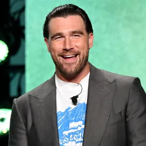 Promo Travis Kelce Gets Candid About the Divorce of His Parents Donna and Ed