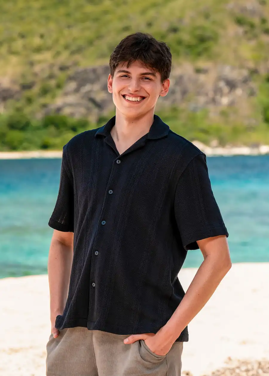 Rizo Velovic Survivor 49