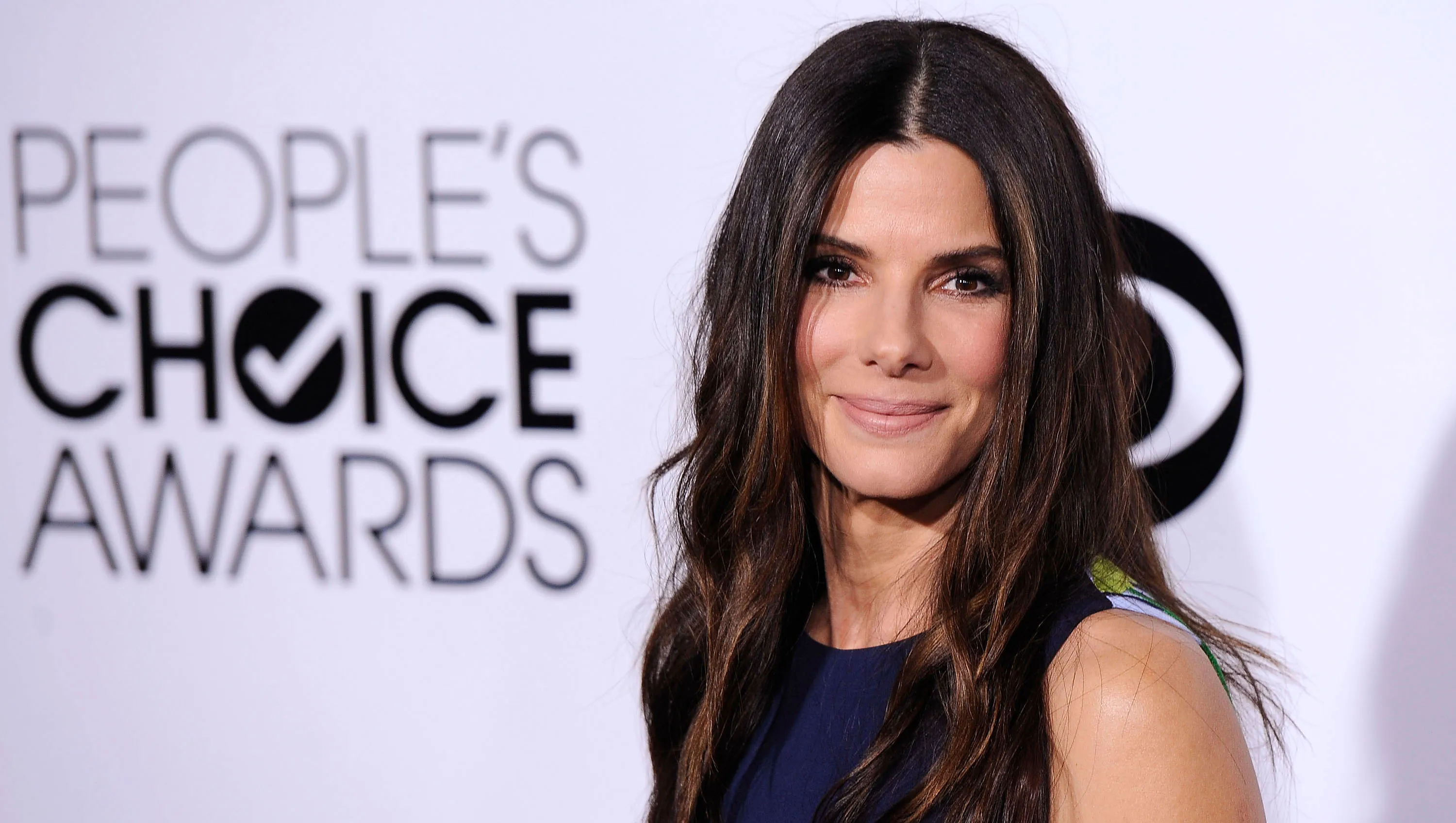LOS ANGELES, CA - JANUARY 08: Actress Sandra Bullock arrives at The 40th Annual People's Choice Awards at Nokia Theatre L.A. Live on January 8, 2014 in Los Angeles, California. (Photo by C Flanigan/FilmMagic)