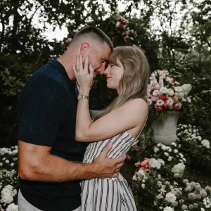 Taylor-Swift-and-Travis-Kelce-What-We-Know-About-Engagement-Feature-4048418
