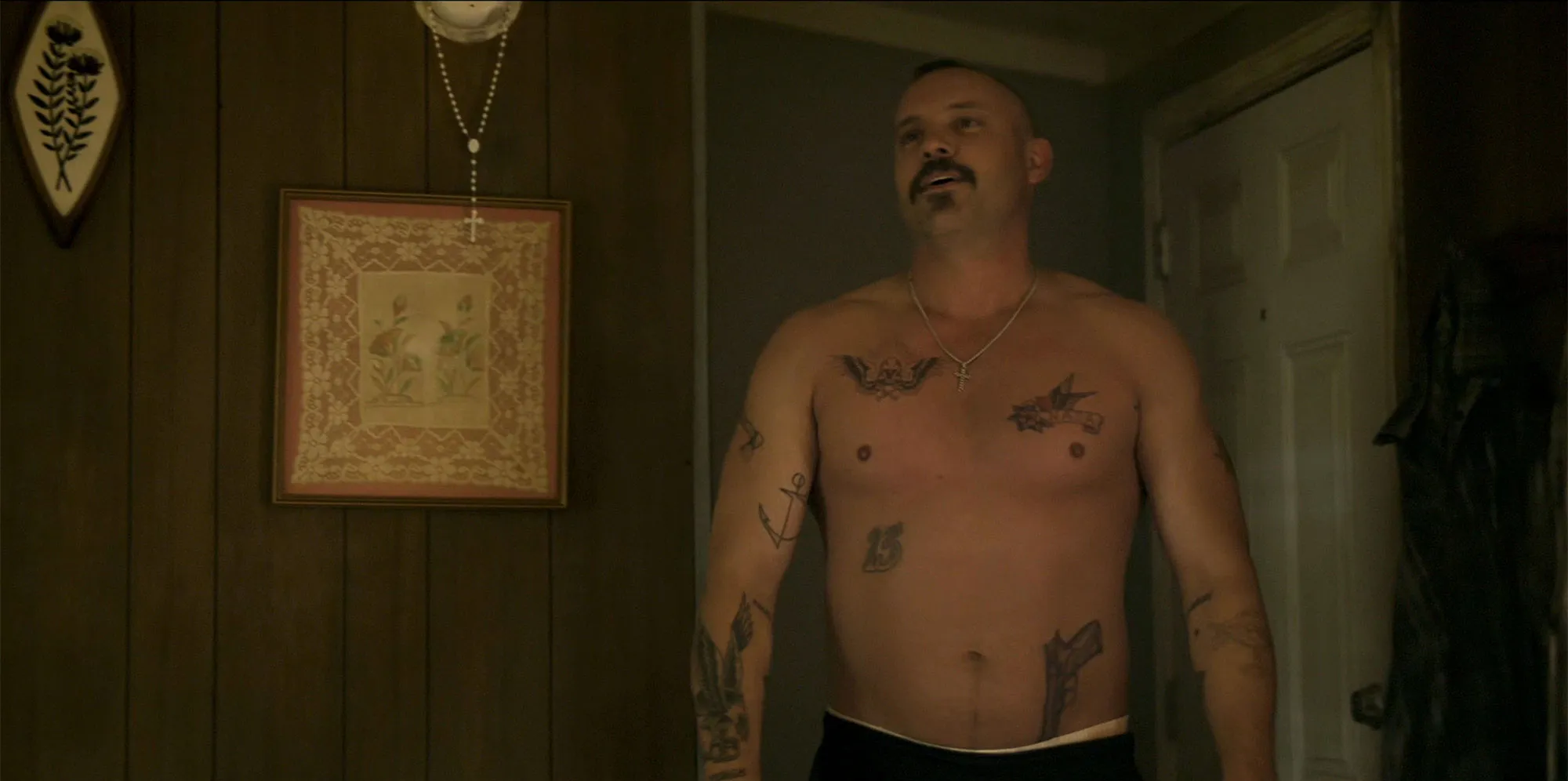 The Hunting Wives Star Did 200 Push Ups Daily Before Full Frontal Scene 2