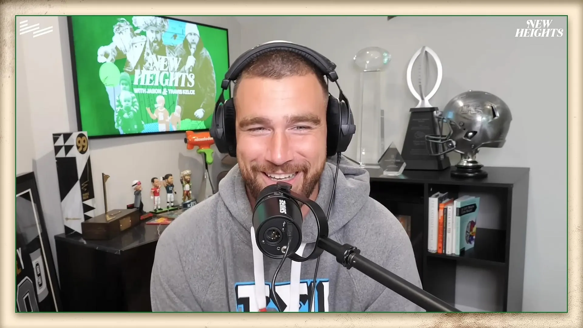 Travis Kelce s 1st Comments About Taylor Swift Resurfaced After Engagement 001