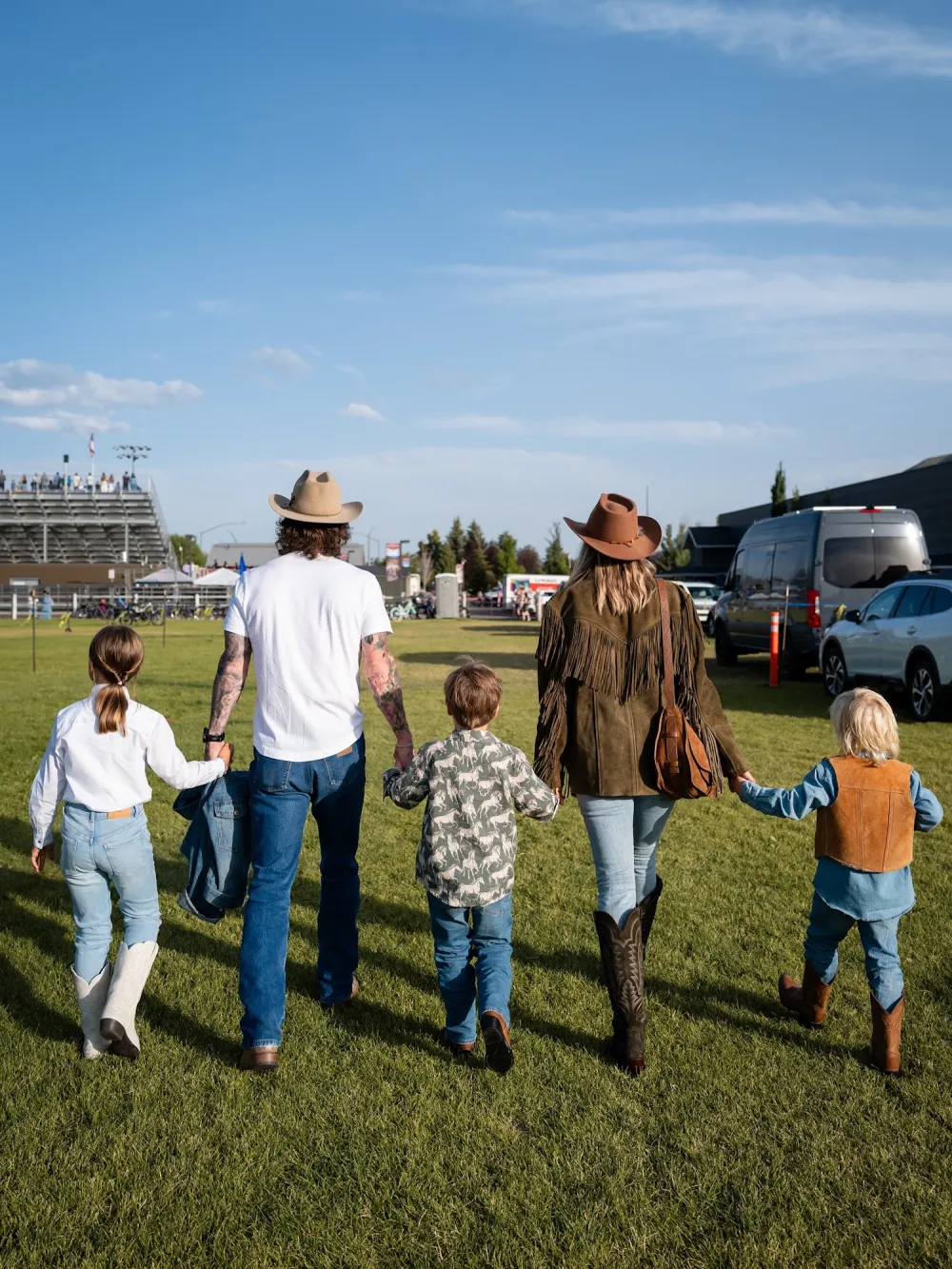 Tyler-and-Hayley-Hubbard-Renew-Their-Vows-on-10-Year-Anniversary.