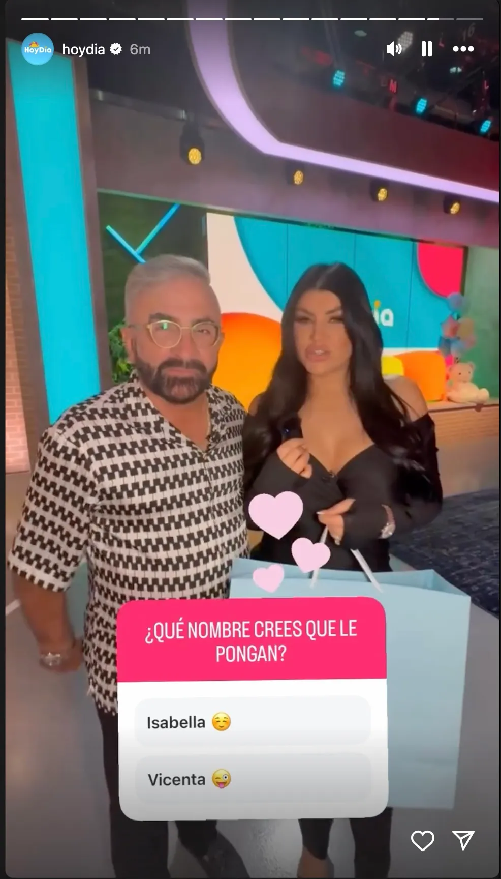 Vicente Fern&aacute;ndez Jr. y Mariana Gonz&aacute;lez anuncian que tendr&aacute;n una ni&ntilde;a