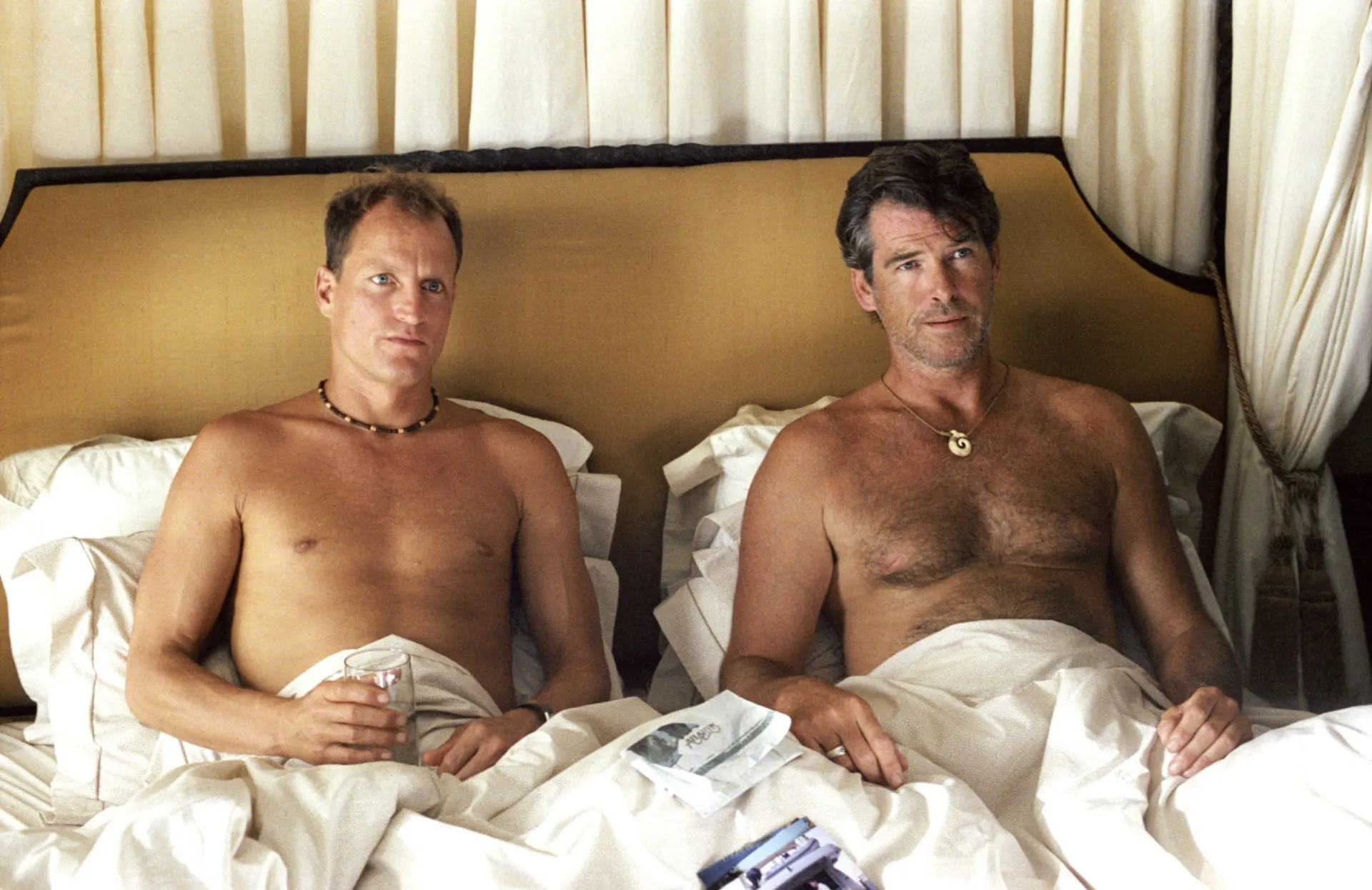 Woody Harrelson and Pierce Brosnan in After the Sunset