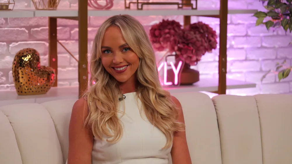 OnlyFans Star Annie Knight's Salary Has Recently Decreased by $150K &mdash; Why She Expected It