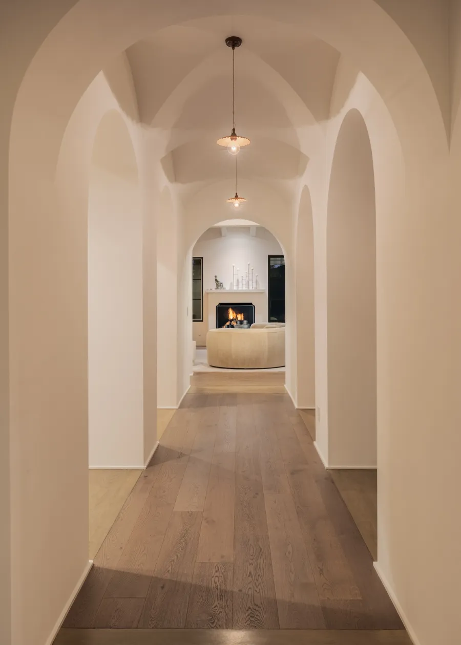 Brad Pitt Buys $12 Million L.A. Replica Luxury Handbag From Killers Guitarist Dave Keuning: See Photos