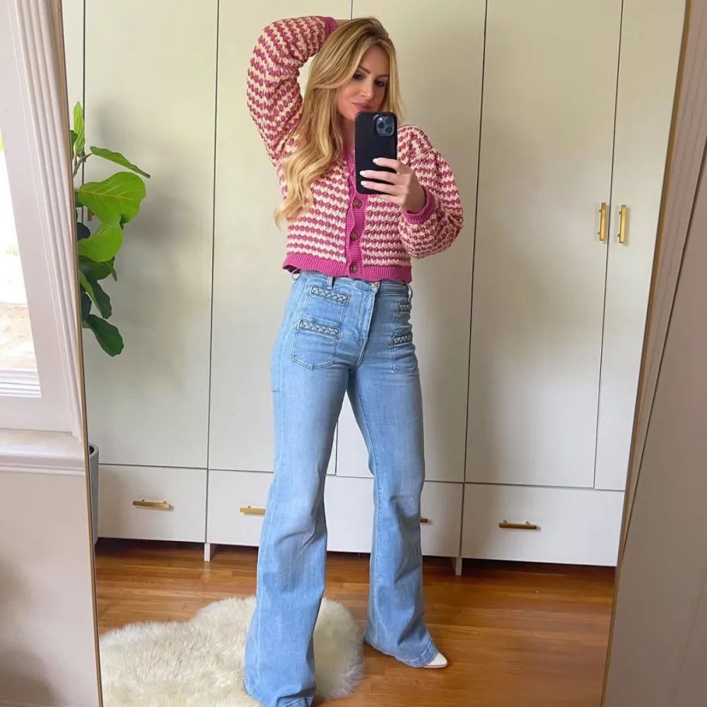 TV Host Camille Anderson Thrown to the Ground and Mugged in Beverly Hills