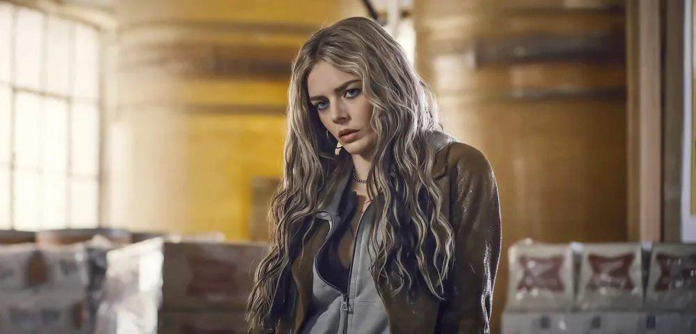 Samara Weaving in Eenie Meanie