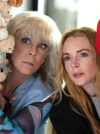 Jamie Lee Curtis and Lindsay Lohan in Freakier Friday