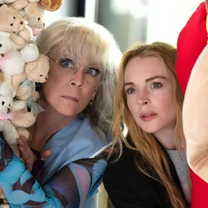 Jamie Lee Curtis and Lindsay Lohan in Freakier Friday